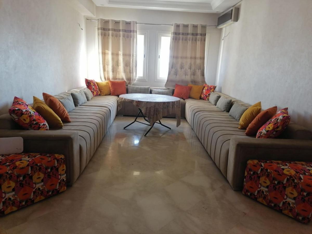 Appartement En Plein Centre De Казабланка Екстериор снимка
